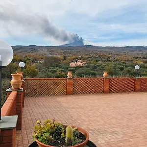 Apartment Camia Etna House